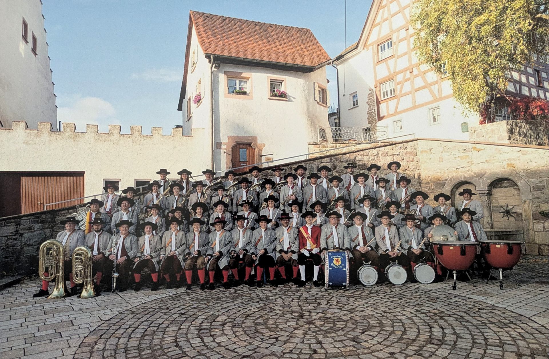Stadtkapelle Bräunlingen in ihrer historischen Uniform 2023